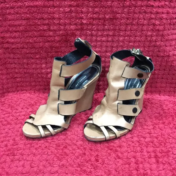 ❤️ DEREK LAM ❤️ RARE COLLECTION LIMITED EDITION DESIGNER LUXURY SHOES .