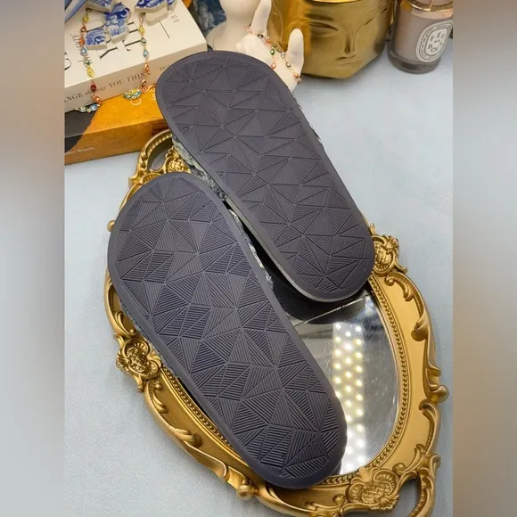 🆕 KURT GEIGER LONDON 🧿 NWOT Blue Denim Meena Eagle Slides, Sz EU 36 US 6
