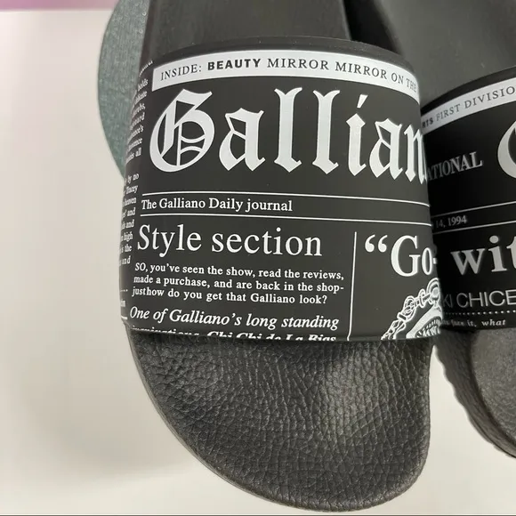 📰 SALE! NWOB GALLIANO POOL SLIDES 39