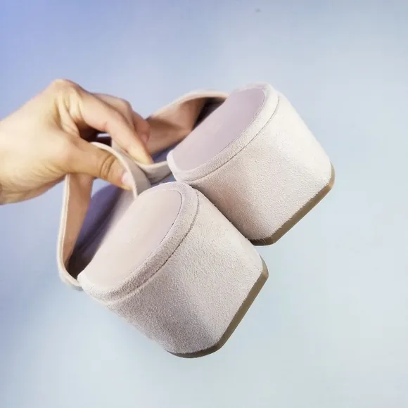 🌸 Vince | Suede Light Pink Mules size 9