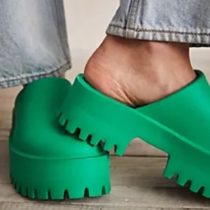 016 Bae Platform Mules