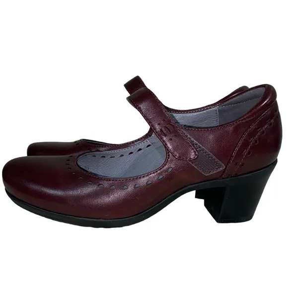 Abeo B.I.O. System Penny Leather Heeled Mary Jane Shoes Size 8 Neutral