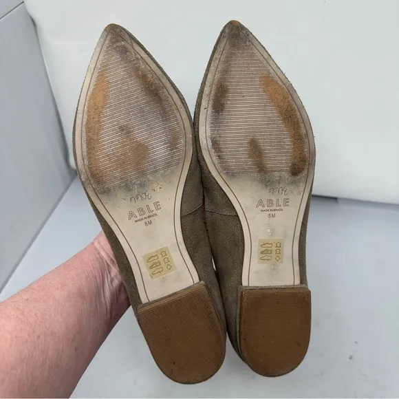 ABLE Ashleigh Mary Jane Suede Flats Size 8 Taupe Classic Minimalist Neutral