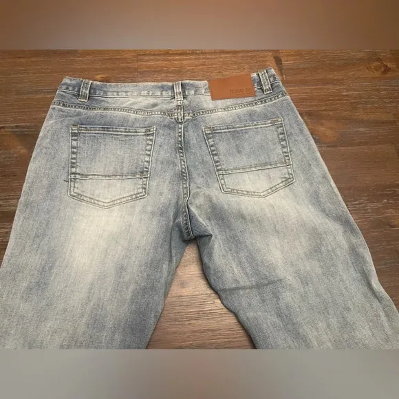 Active R/S super slim straight leg mens jeans size 34