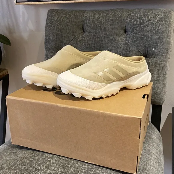 Adidas 032C GSG savannah mules nwt unisex!