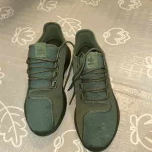 ADIDAS ORTHOLITE tubular  athletic sneaker shoes Green army color size 7 mens