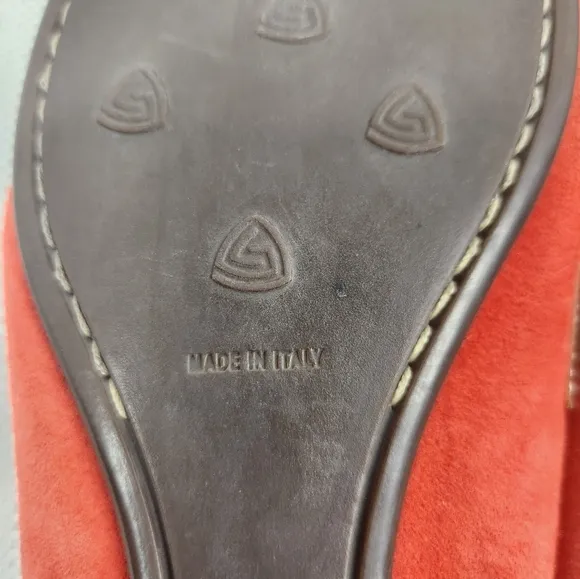 AGL Attilio Giusti Leombruni Size 40.5 Red Mules Suede