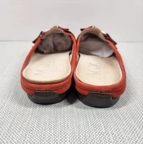 AGL Attilio Giusti Leombruni Size 40.5 Red Mules Suede