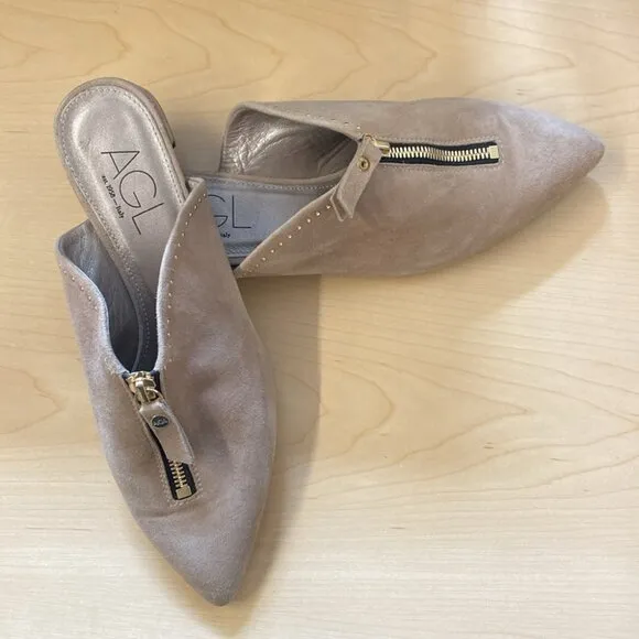 AGL Italian Mules Suede / Gold Studs