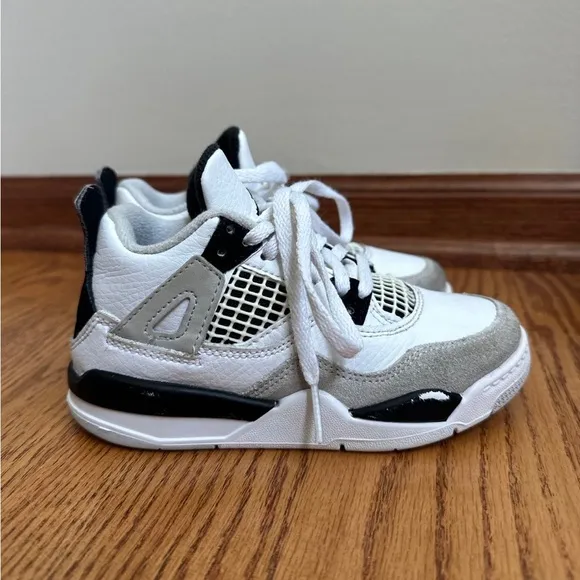 Air Jordan 4 Retro Shoes Kids 11C Military Black