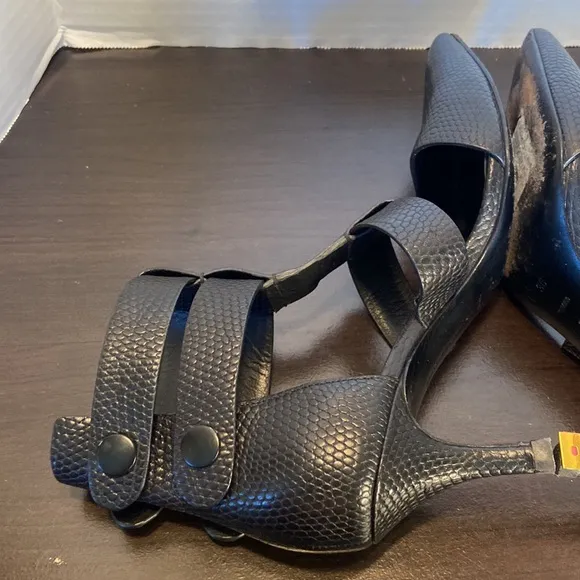 Alexander Wang Tati Lizard Black Strappy Leather Heels Size 36