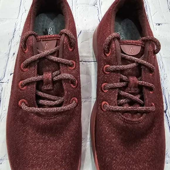 Allbirds Wool Runner Red Burgundy Running Shoes Sneakers MENS SIZE 10