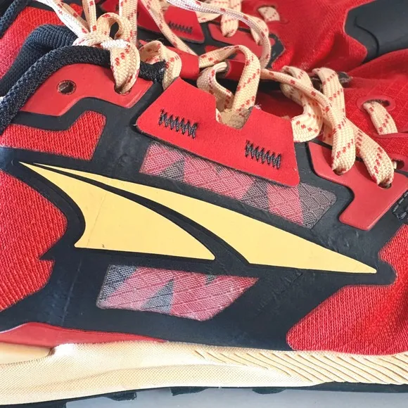 ALTRA Lone Peak 7 Trail Running Shoes Lightweight Red Black Men's Sneakers 7.5
