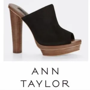 ANN TAYLOR Suede Leather Heels