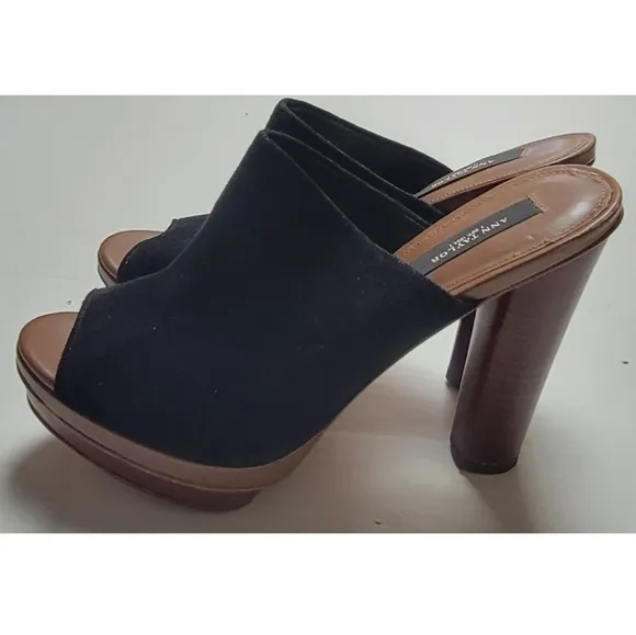 ANN TAYLOR Suede Leather Heels