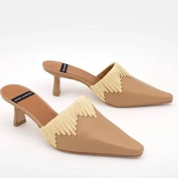 🛍️Anthropologie Angel Alarcon Leather Woven Raffia Jute Slip On Pointed Heels