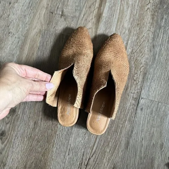 Anthropologie Genuine Antelope Ladessa Suede Mules Size 37 6.5