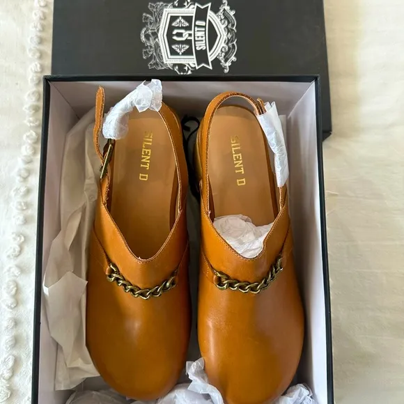 Anthropologie Silent D Georgia Leather Slingback Clogs