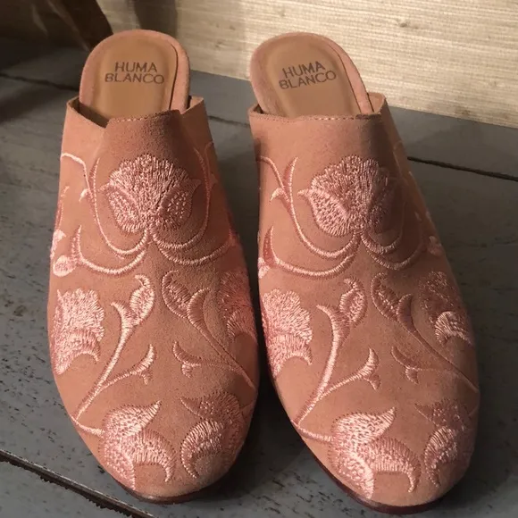 Anthropologie/Huma Blanco Heeled Mules