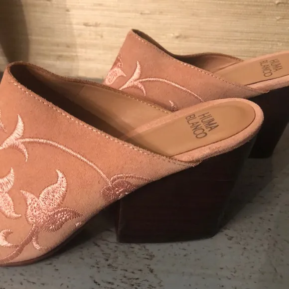 Anthropologie/Huma Blanco Heeled Mules