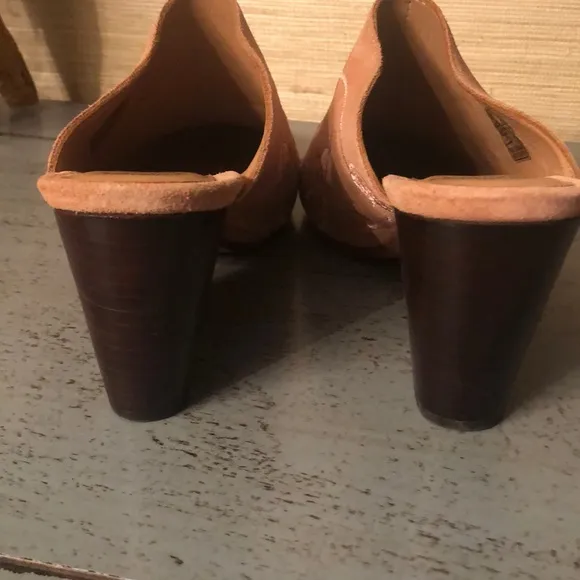 Anthropologie/Huma Blanco Heeled Mules