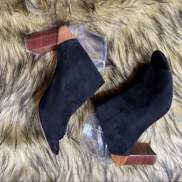 Aquatalia Seneca Waterproof Peep Toe Slip On Mules Black Suede 9.5