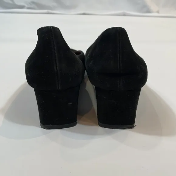 Aquatalia  Suede Low Heeled Pumps 9.5 Black Comfortable Luxury