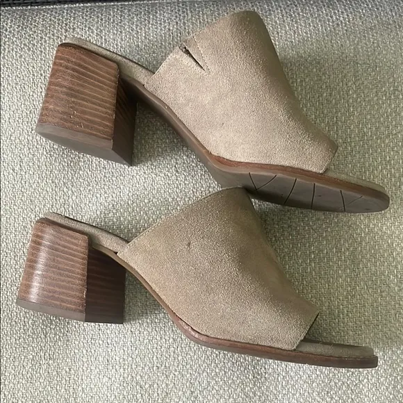 Aquatalia Tan Mules with Suede Strap