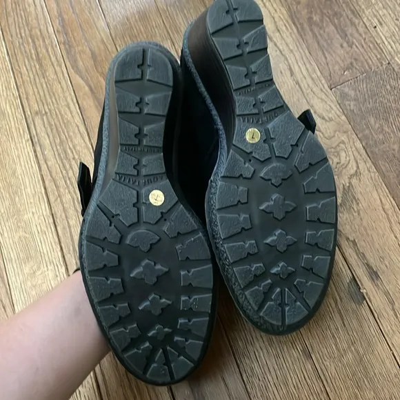 Aquatalia wedge heeled clogs