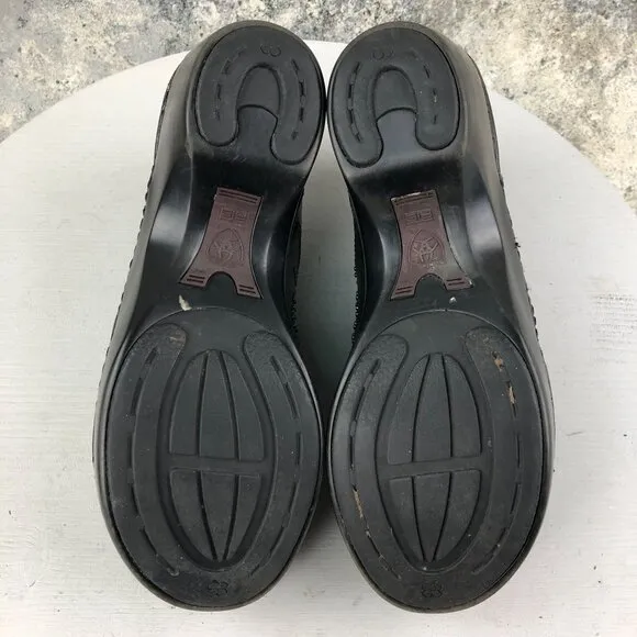Ariat Women's Size 8B Black Leather Closed Toe Studded Slip On Heeled Clogs