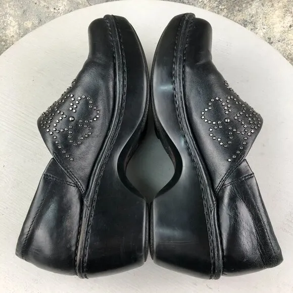 Ariat Women's Size 8B Black Leather Closed Toe Studded Slip On Heeled Clogs