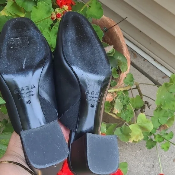 ASKA Italian black genuine leather chunky block heels mules vintage clogs