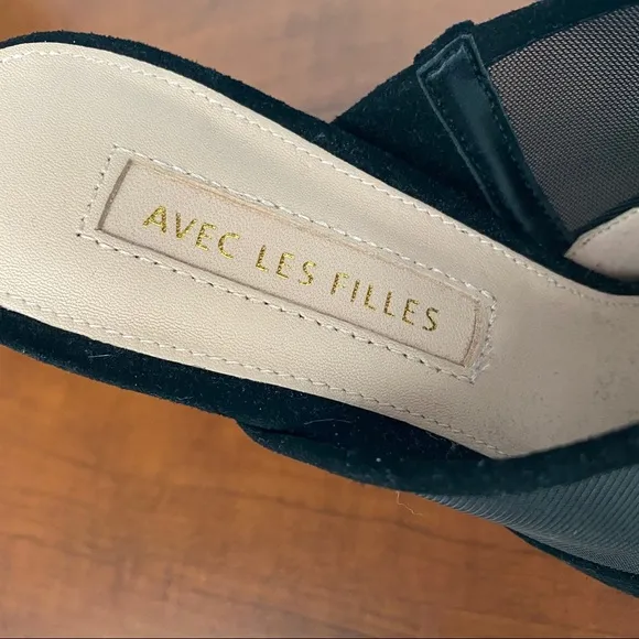 AVEC LES FILLES Joelle Mule Heel; Size 6 1/2M