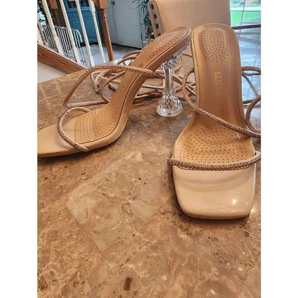 Azalea Wang Deena strappy gladiator heel in nude size 7