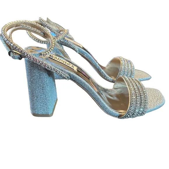 Badgley Mischka  Becca Strappy Block Heels Silver Metallic Rhinestone NEW Size 7