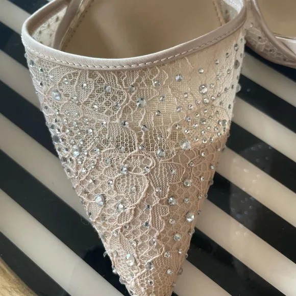 BADGLEY MISCHKA Heels (8.5) Julissa Pointed Lace Stiletto Champagne💫 ✨HOST PICK✨