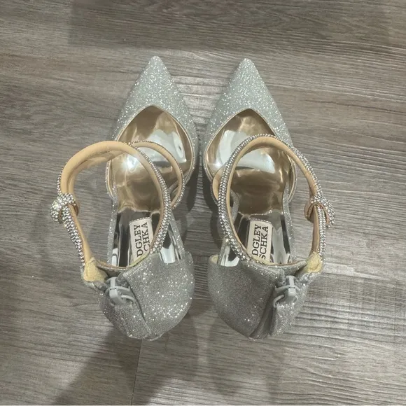Badgley Mischka Nori Silver Strappy Pump Point Toe Heels