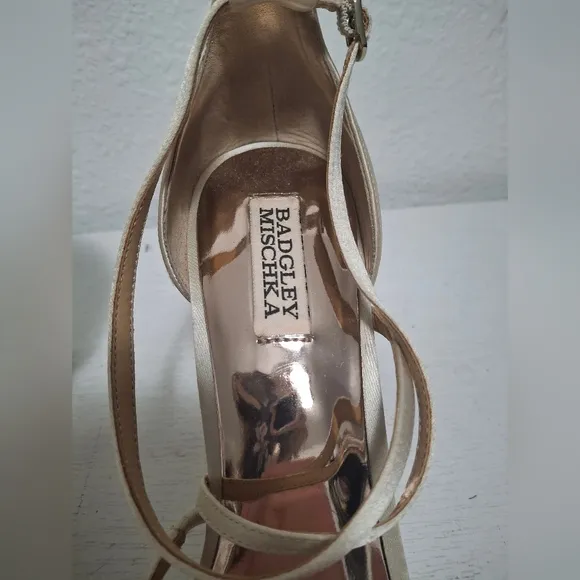 Badgley Mischka Strappy Wedge Sandal Ivroy Satin