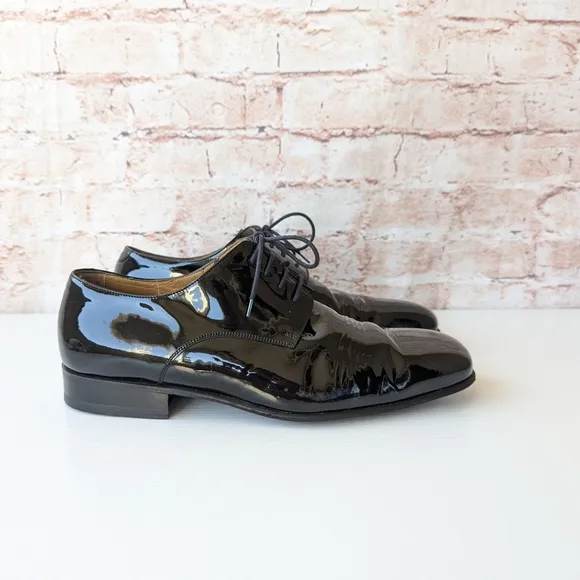 Bally Black Patent Leather Oxfords with Glossy Finish