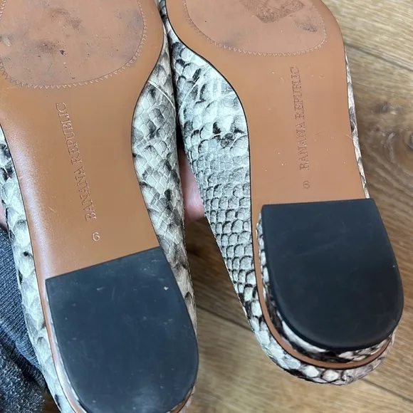 Banana Republic Snake Print Leather Mules Size 6M