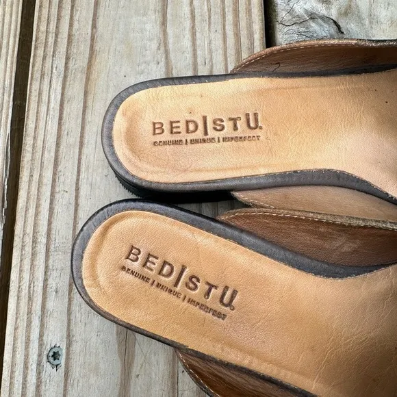 Bed Stu Graphito Genuine Leather Brenda Perforated Pointed Toe Mules