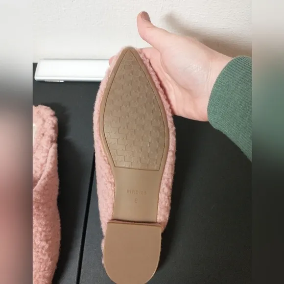 Birdies The Lark Blush Faux Shearling Slides, size 8