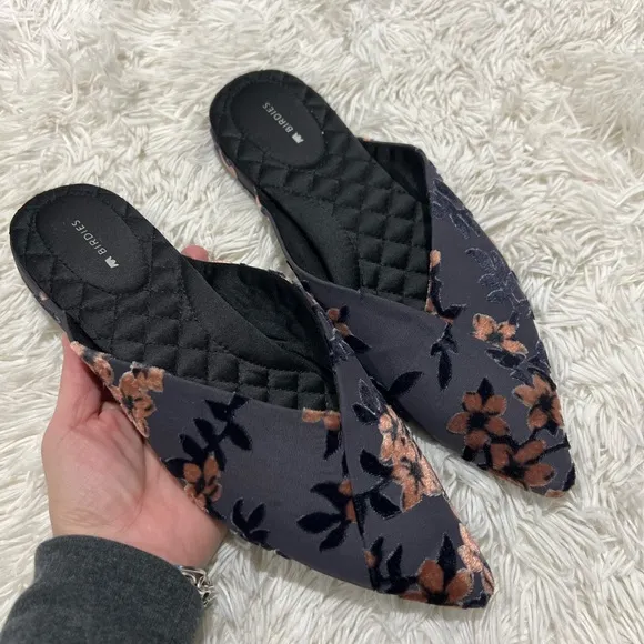 Birdies The Swan Cherry Blossom Floral - Size 10.5