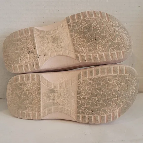 BIRKENSTOCK BIRKI'S EVA‎ CLOGS MULES POWDER PINK (sz US 6 or Euro 37)