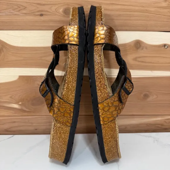 Birkenstock Birki's Metallic Bronze  Snake Sandals Size 40 / US 9, 9.5