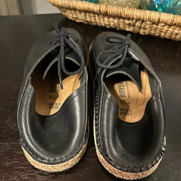 BIRKENSTOCK Gary Plain Toe Derby in Black Leather Size EU 39 / US 8 Like New
