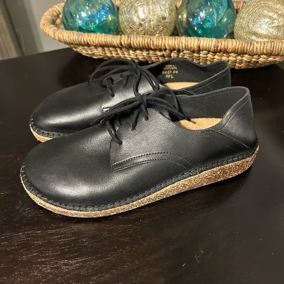 BIRKENSTOCK Gary Plain Toe Derby in Black Leather Size EU 39 / US 8 Like New
