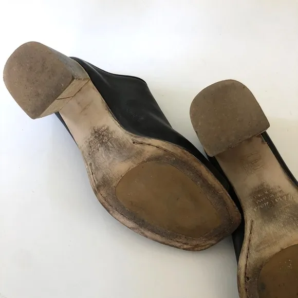 Black leather mules, Gidgio Size 37