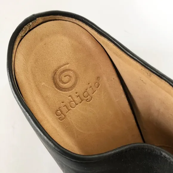 Black leather mules, Gidgio Size 37
