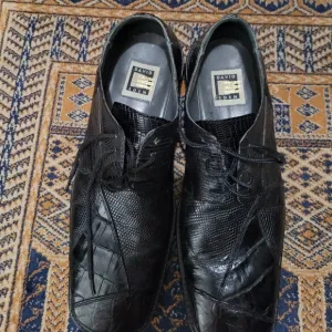 Black Patent Leather Oxfords with Glossy Finish